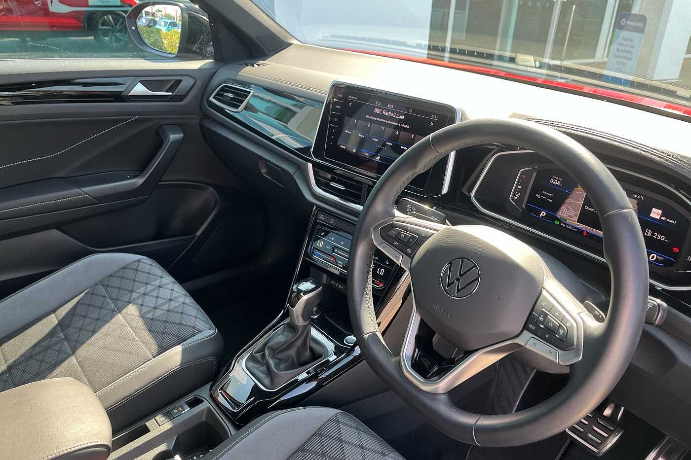 Volkswagen T-ROC Mk1 Facelift (2022) 1.5 TSI R-Line 150PS DSG