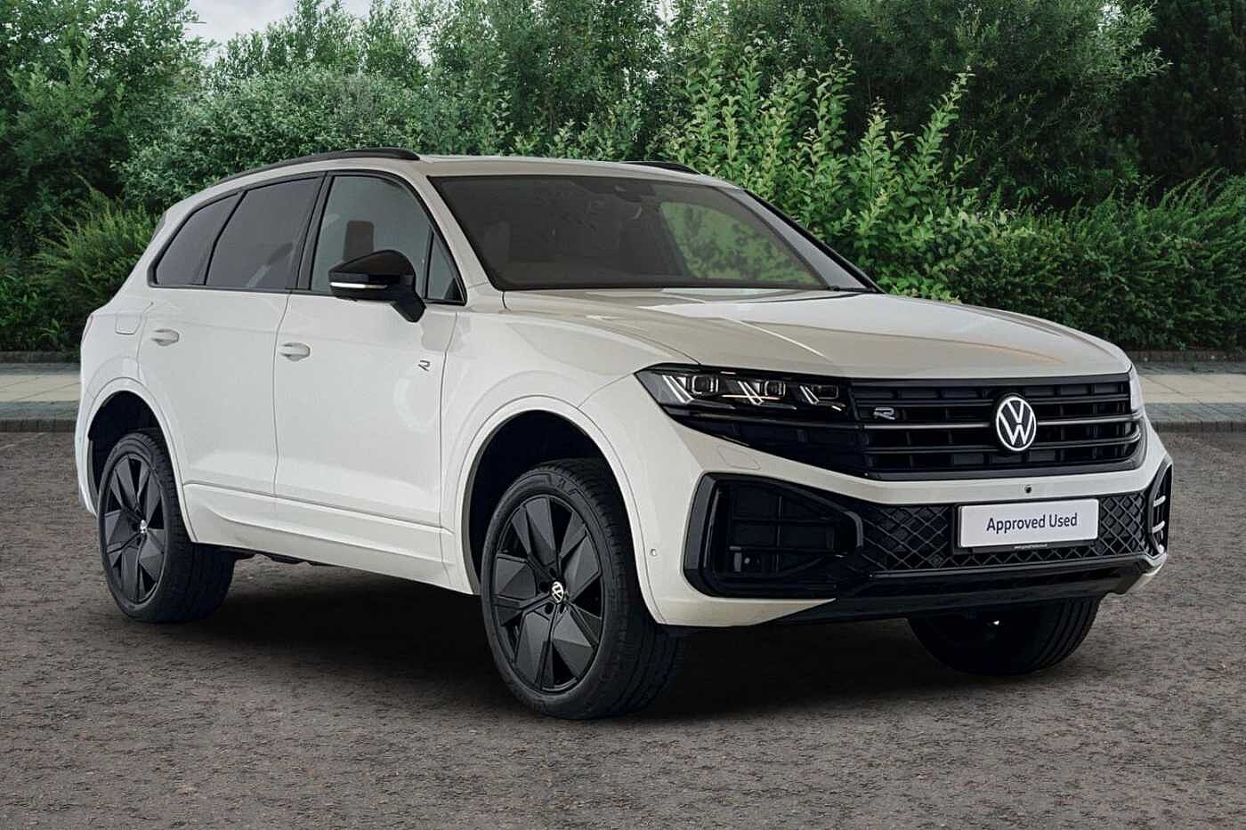 Volkswagen Touareg 3.0 TDI V6 Black Edition Tiptronic 4Motion Euro 6 (s/s) 5dr