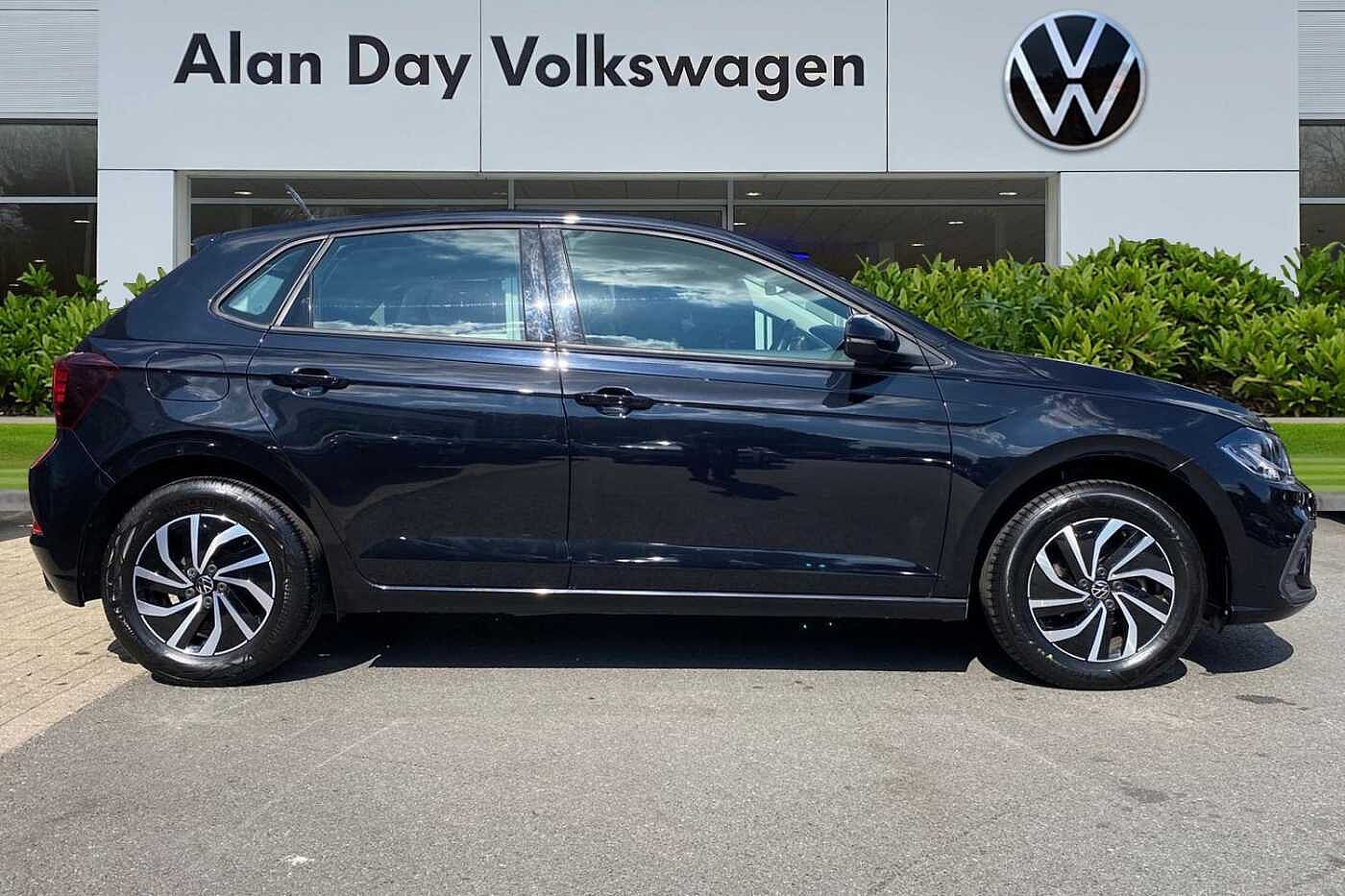 Volkswagen Polo 1.0 Life 5dr